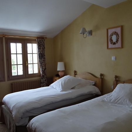 Auberge Des Chasseurs Échenevex Стая снимка