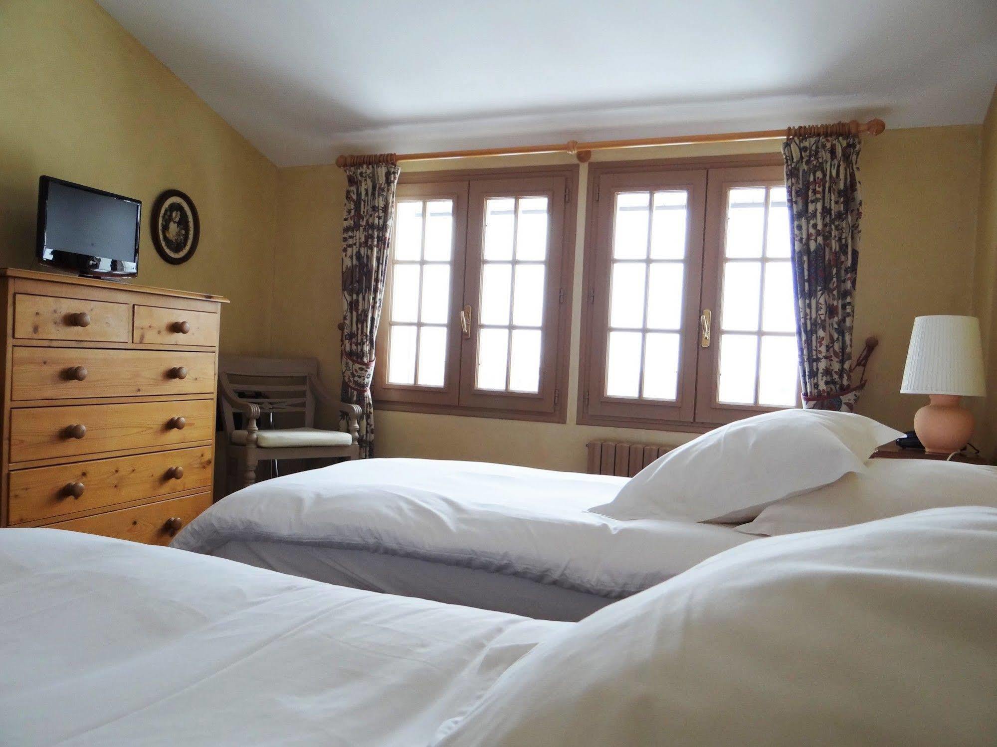 Auberge Des Chasseurs Échenevex Екстериор снимка